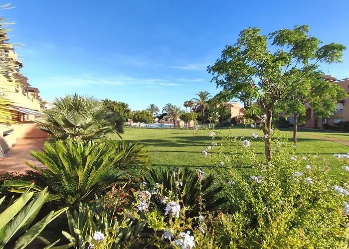 Casares Del Sol